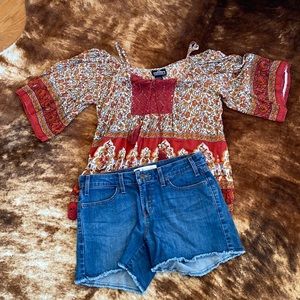 Cut off Levi’s Shorts